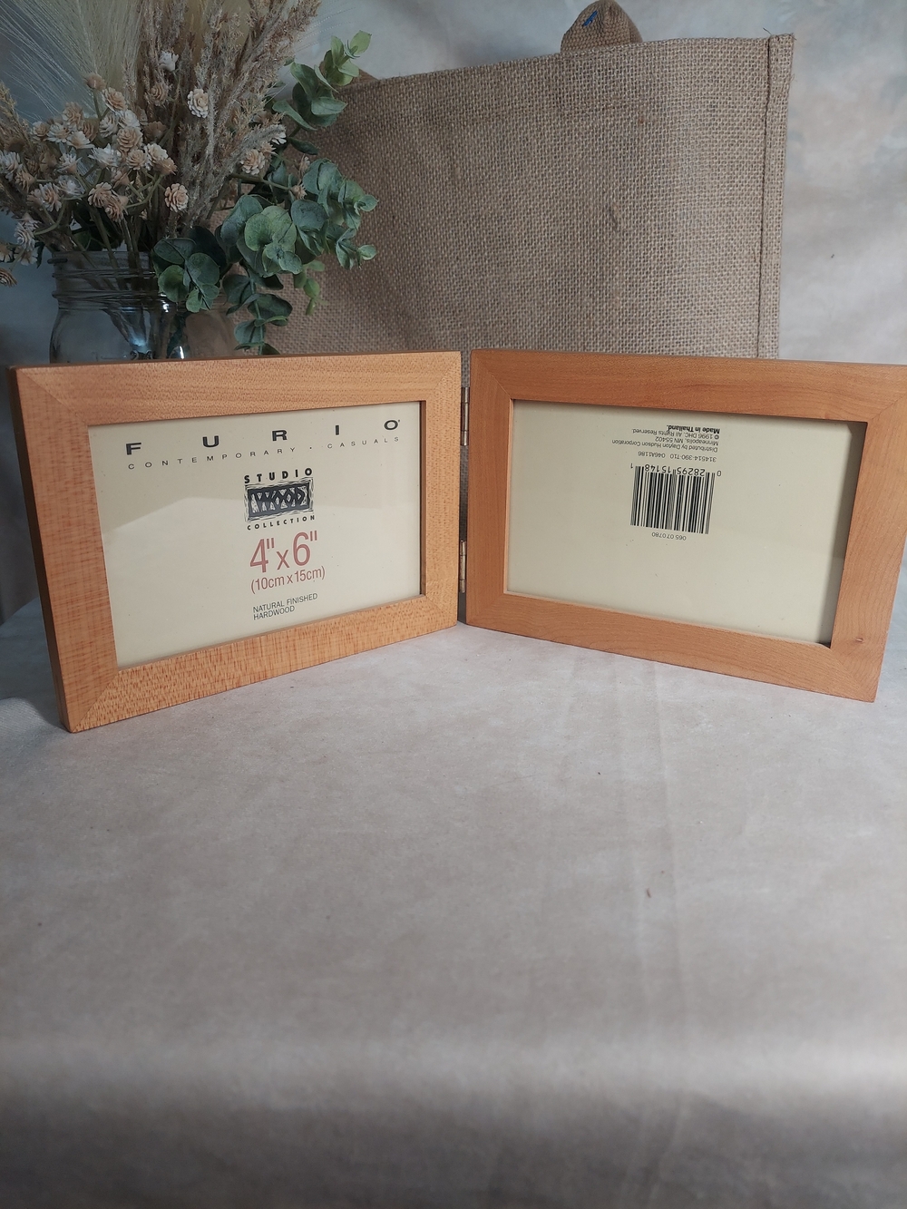 Furio Studio Wood Collection Hinged Double 4x6 Picture Frame Natural Hardwood